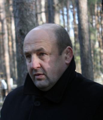 «Людей оценивают по их делам, а не званиям»